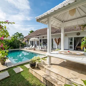 Moana Poe Villa